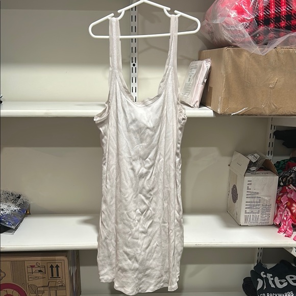 Victoria's Secret White Chemise with Lace Details - Picture 3 of 3